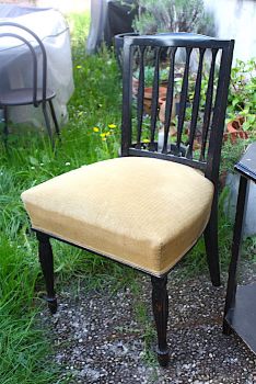 Set aus Vintage Stuhl & Tisch schwarz
